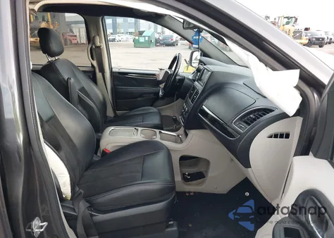 2020 Dodge Grand Caravan Sxt z USA, uszkodzony, nr VIN 2C4RDGCG2LR253246